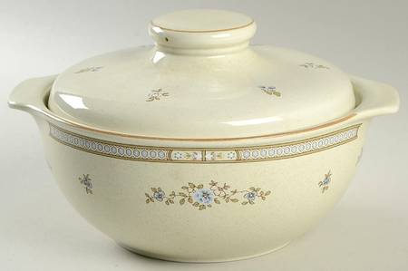 Dorset 1 Qt Round Covered Casserole