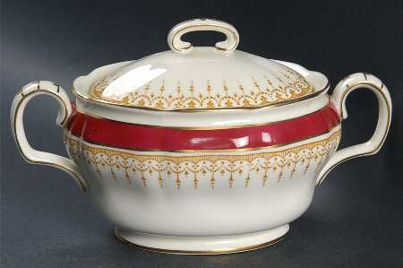 Duke of York Maroon (V1681, Scalloped) Sugar Bowl & Lid