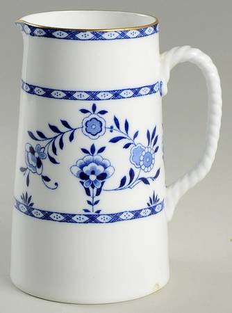 E1430 40 Oz Pitcher