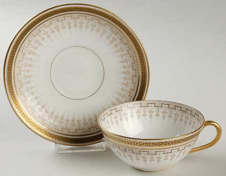E2068 Flat Cup & Saucer Set