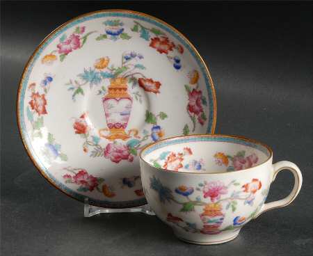 E2928 Footed Cup & Saucer Set