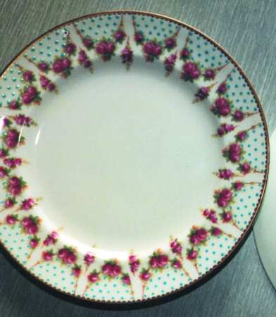 E3106 by Royal Doulton