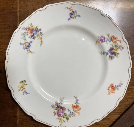 E5754 by Royal Doulton
