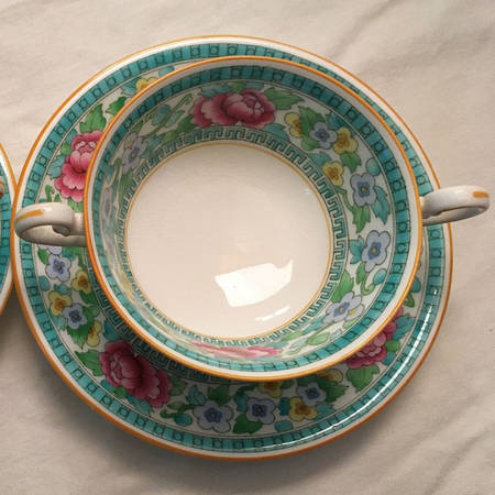 E8406 Footed Cream Soup Bowl & Saucer Set
