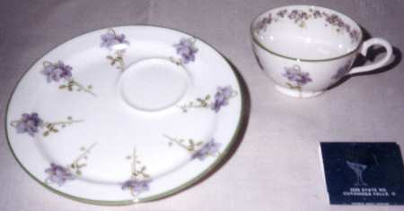 E8434 by Royal Doulton