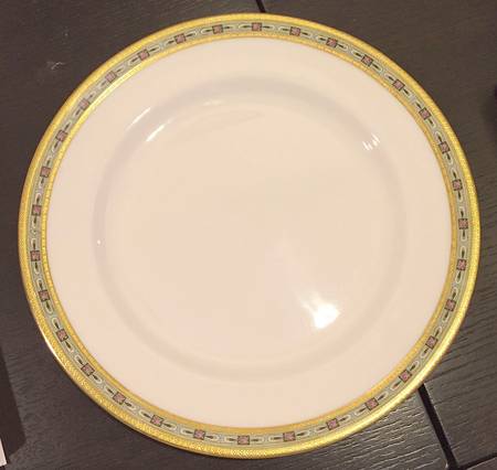 E9170 by Royal Doulton