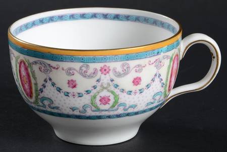 E9627 Flat Cup