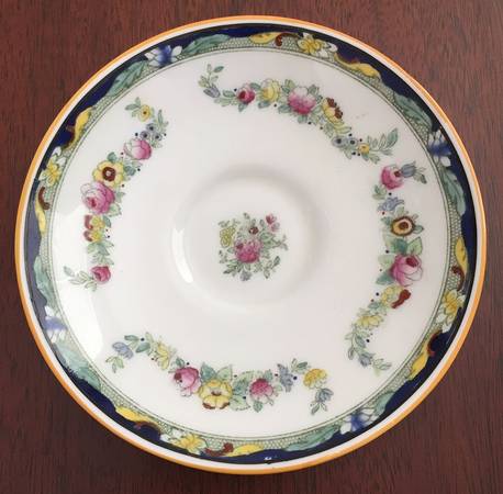 E9751 Saucer