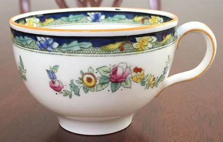 E9751 Footed Cup