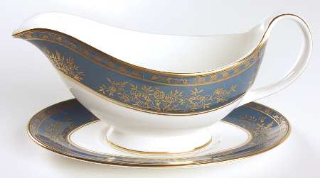 Earlswood Gravy Boat & Underplate