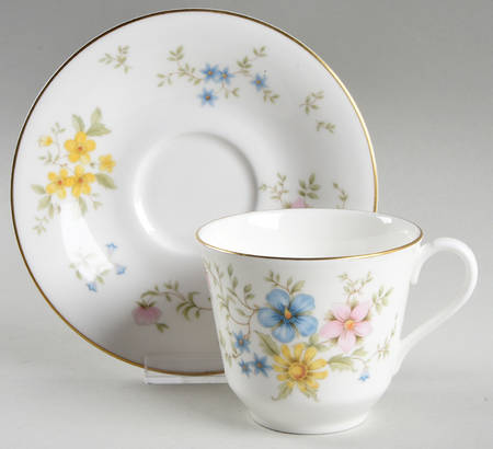 Elegy Flat Cup & Saucer Set