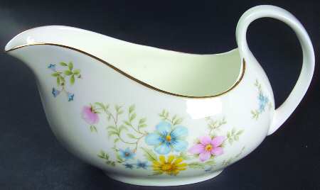 Elegy Gravy Boat
