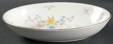 Elegy 9" Oval Vegetable Bowl