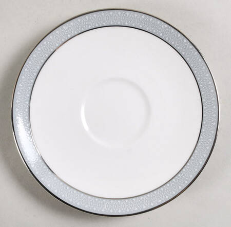 Etude Saucer