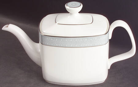 Etude Teapot & Lid