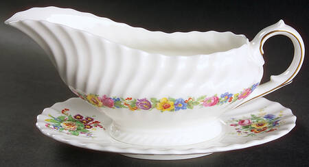 Evesham Gravy Boat & Underplate