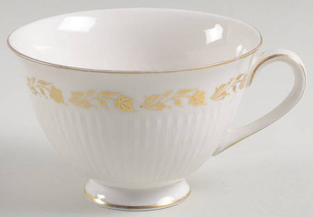 Fairfax Footed Cup