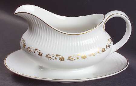 Fairfax Gravy Boat with Attached Underplate