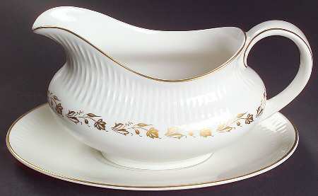 Fairfax Gravy Boat & Underplate