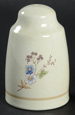 Fairford Pepper Shaker