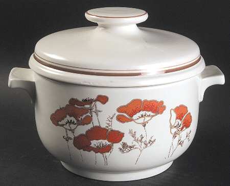 Fieldflower 1.25 Qt Round Covered Casserole