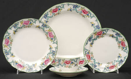 Floradora Green 5 Piece Place Setting