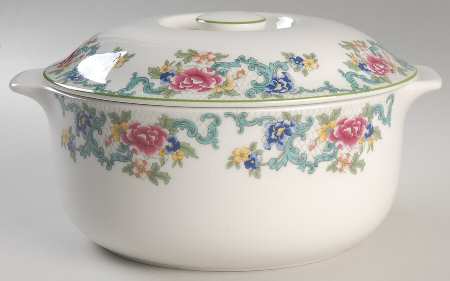Floradora Green 3 Quart Round Covered Casserole