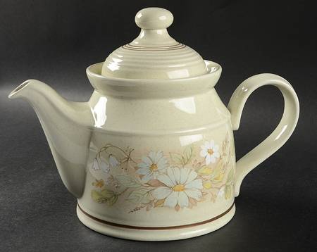 Florinda Teapot & Lid