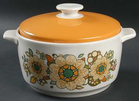 Forest Flower 2 Qt Round Covered Casserole