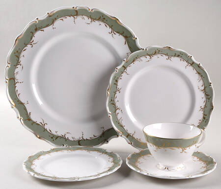 Fontainebleau Green 40 Piece Estate Set