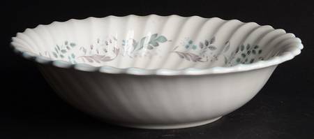 Glen Auldyn 9" Round Vegetable Bowl