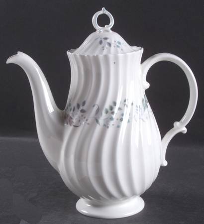 Glen Auldyn Coffee Pot & Lid by Royal Doulton