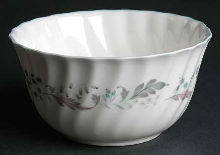 Glen Auldyn Cranberry Bowl