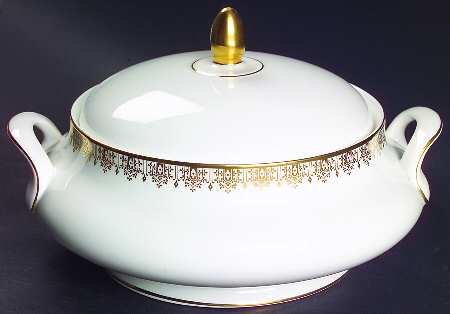 Gold Lace Round Covered Vegetable