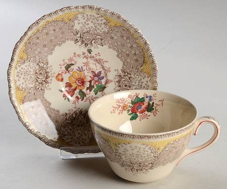 Gossamer Flat Cup & Saucer Set