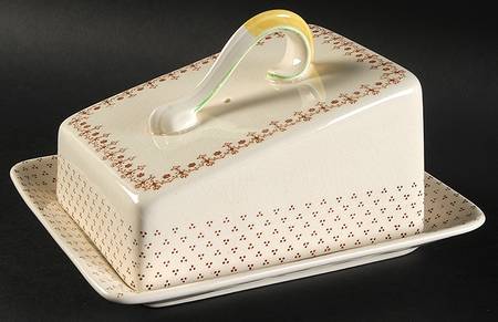 Grantham Cheese Dish with Lid (Wedge)