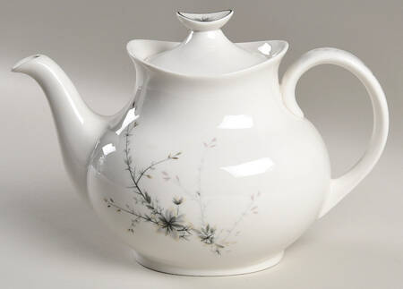 Greenbrier Teapot & Lid