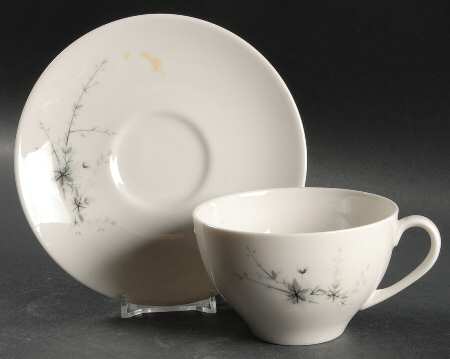 Greenbrier Oversized Cup & Saucer Set