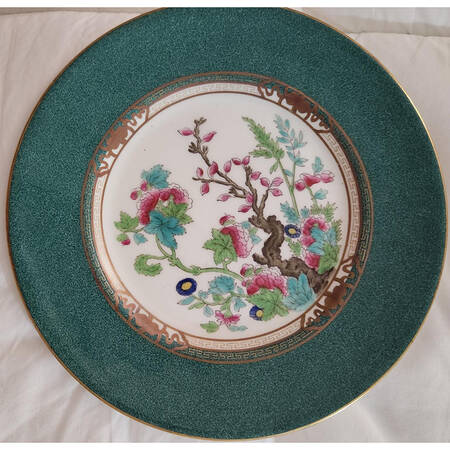 H1392 by Royal Doulton