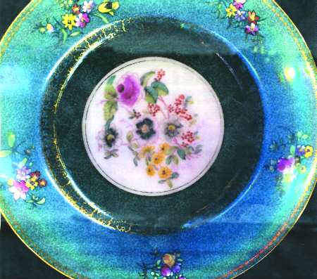 H1483 by Royal Doulton