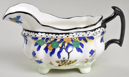 H1790 (Scalloped) Creamer