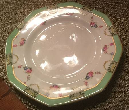 H211 by Royal Doulton
