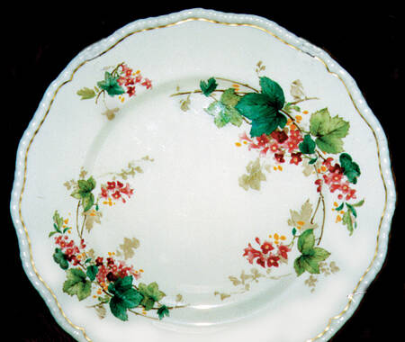 H4836 by Royal Doulton