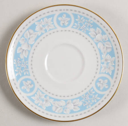 Hampton Court Saucer