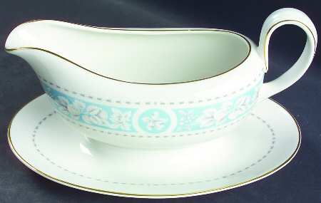 Hampton Court Gravy Boat with Attached Underplate