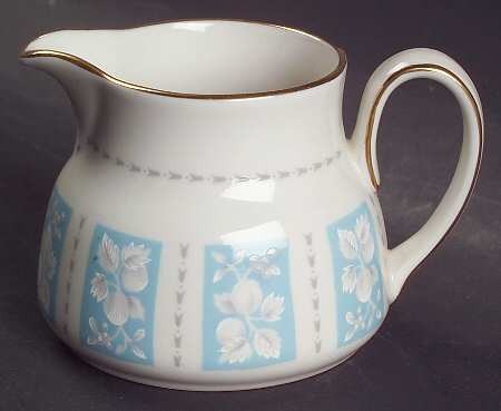 Hampton Court Mini Creamer