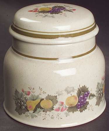Harvest Garland (Rim) Sugar Bowl & Lid