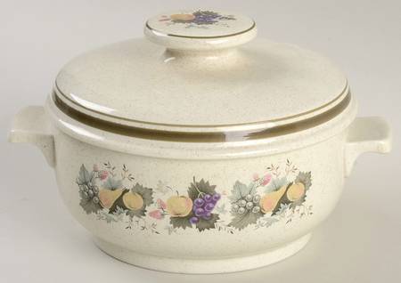 Harvest Garland (Rim) Individual Casserole & Lid