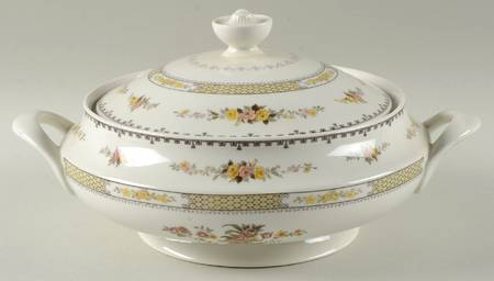Hamilton Round Covered Vegetable