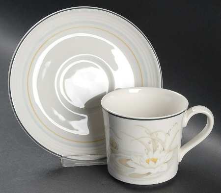 Hampstead Flat Cup & Saucer Set